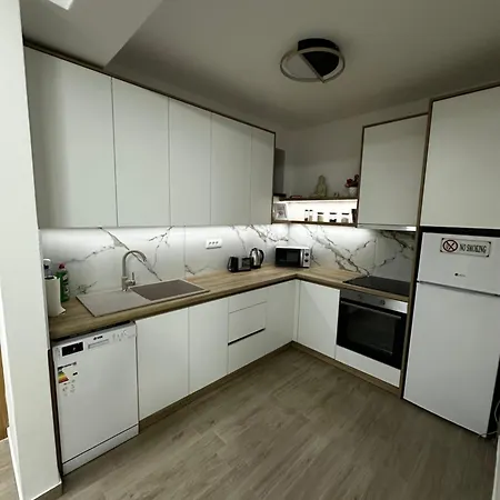 Athens 2 Апартаменты Сомбор